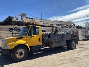 Drilling Large Used 1981 Smeal 12 T