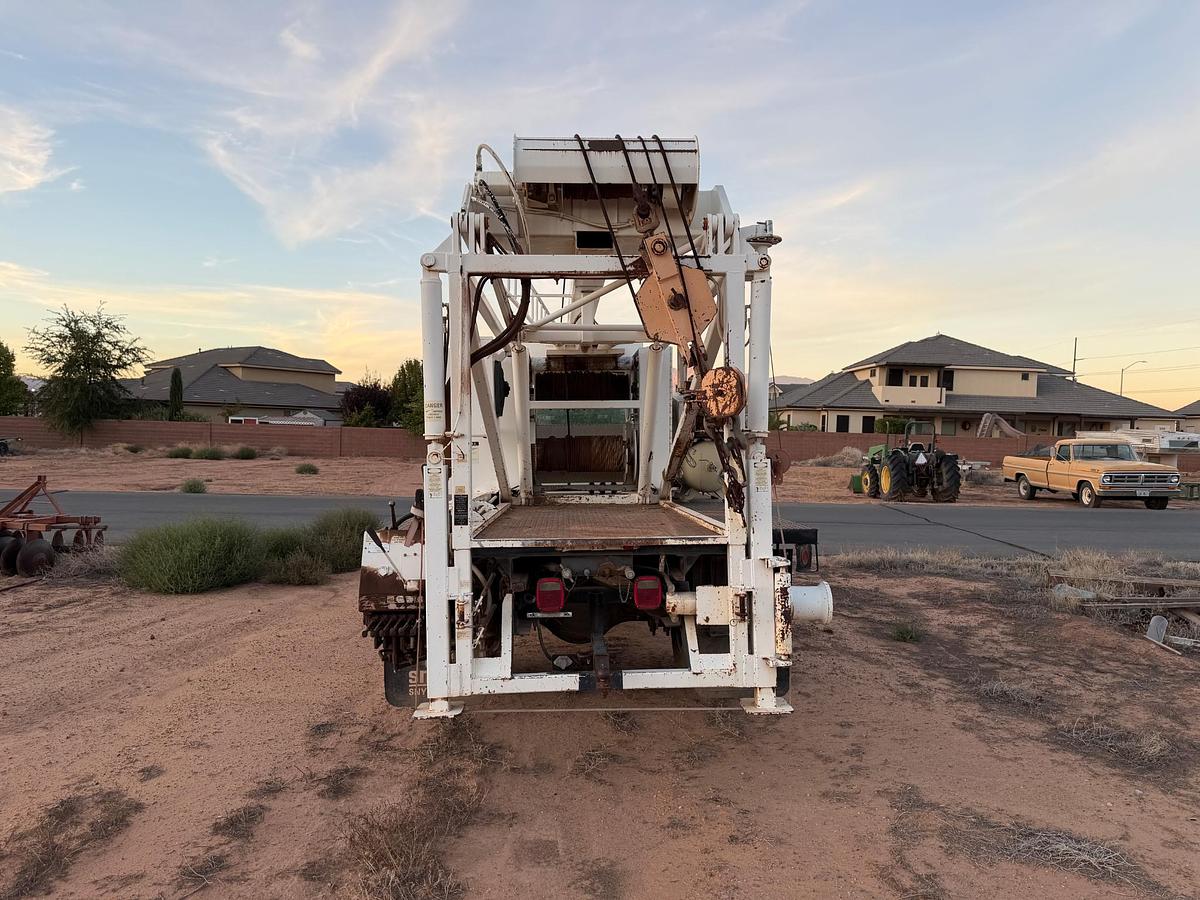 2002 Smeal 10T 3 2002 Smeal 10T - Image 3